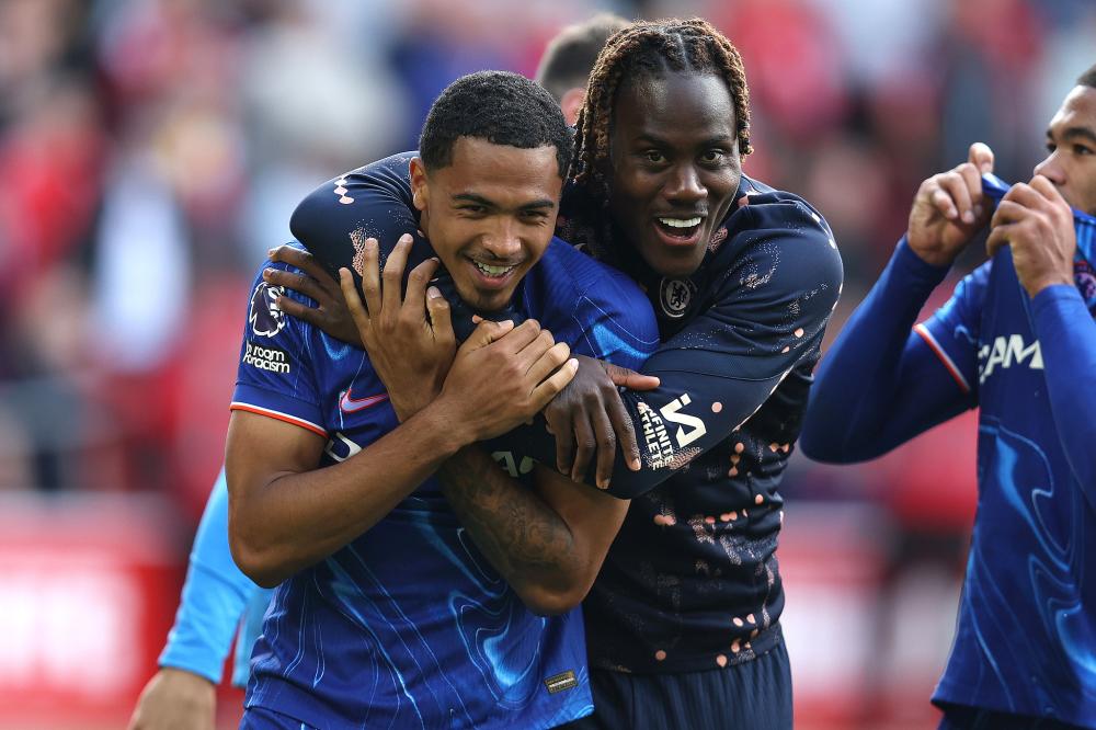 图片报：米兰对金玟哉感兴趣，在今夏就曾观察过他