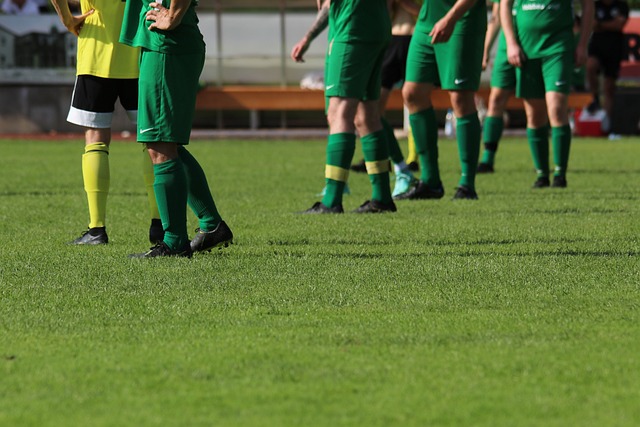 2026世界杯分组抽签结果出炉：强队云集的死亡之组来袭！